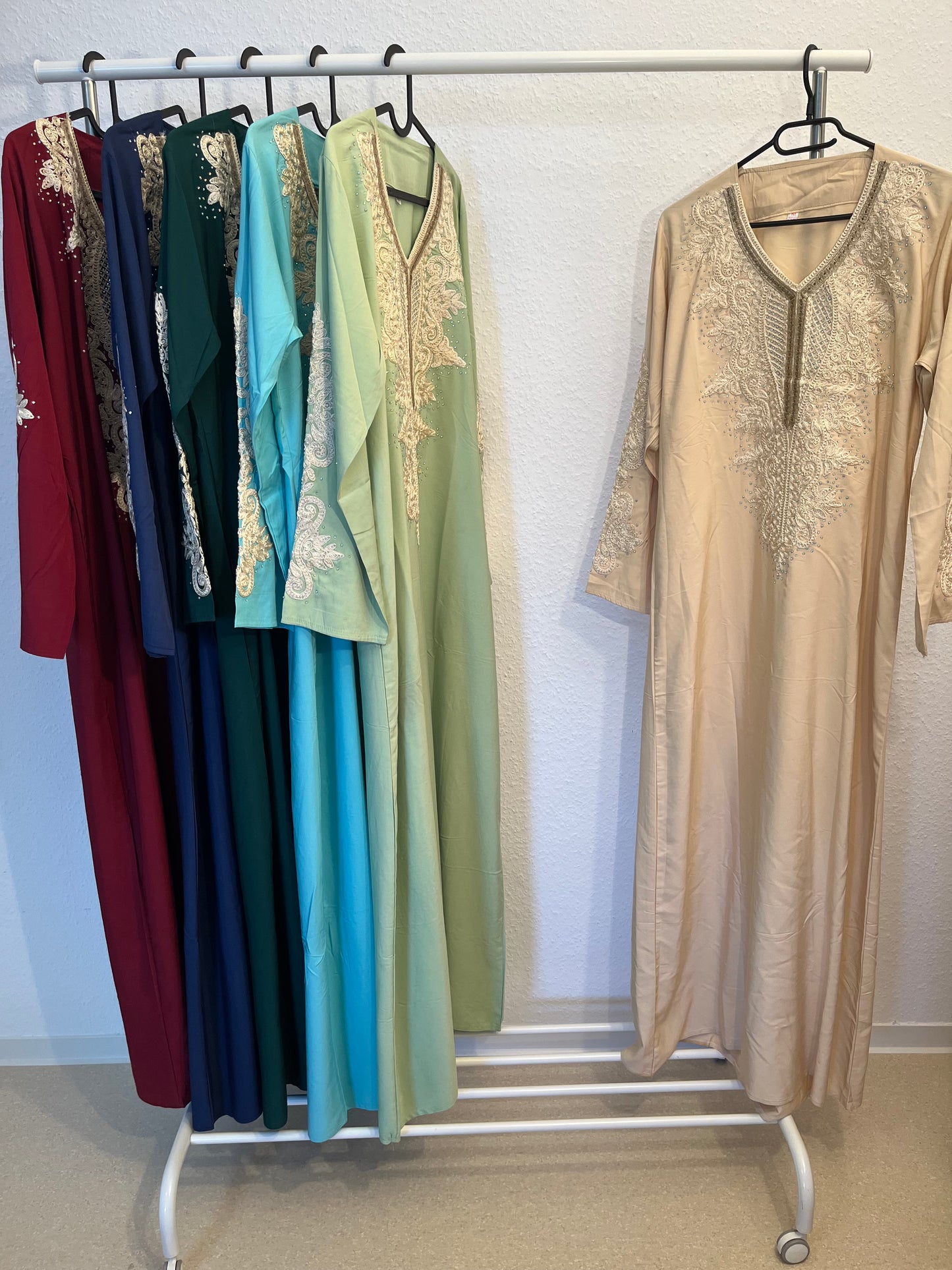 Abaya Safira und Flora